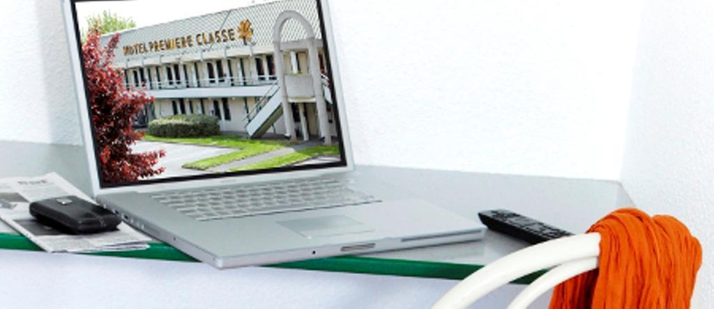 Premiere Classe Dreux Εξωτερικό φωτογραφία