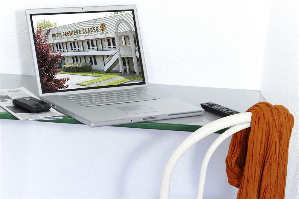 Premiere Classe Dreux Εξωτερικό φωτογραφία